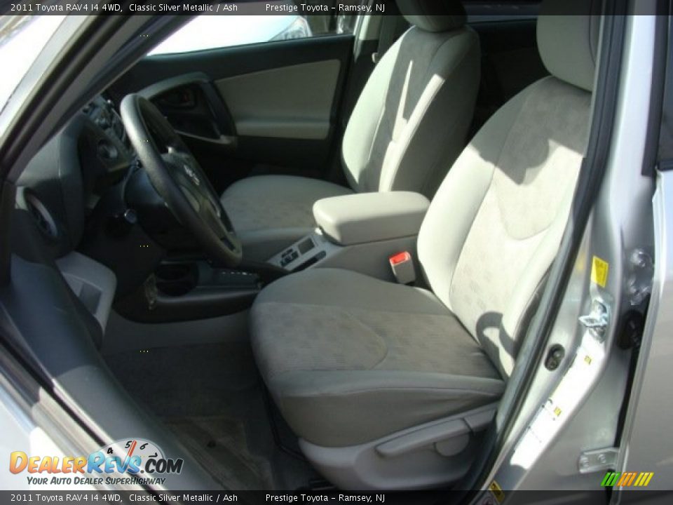 2011 Toyota RAV4 I4 4WD Classic Silver Metallic / Ash Photo #8