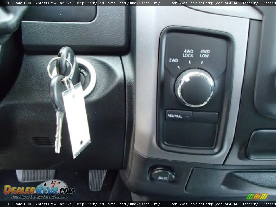 2014 Ram 1500 Express Crew Cab 4x4 Deep Cherry Red Crystal Pearl / Black/Diesel Gray Photo #17