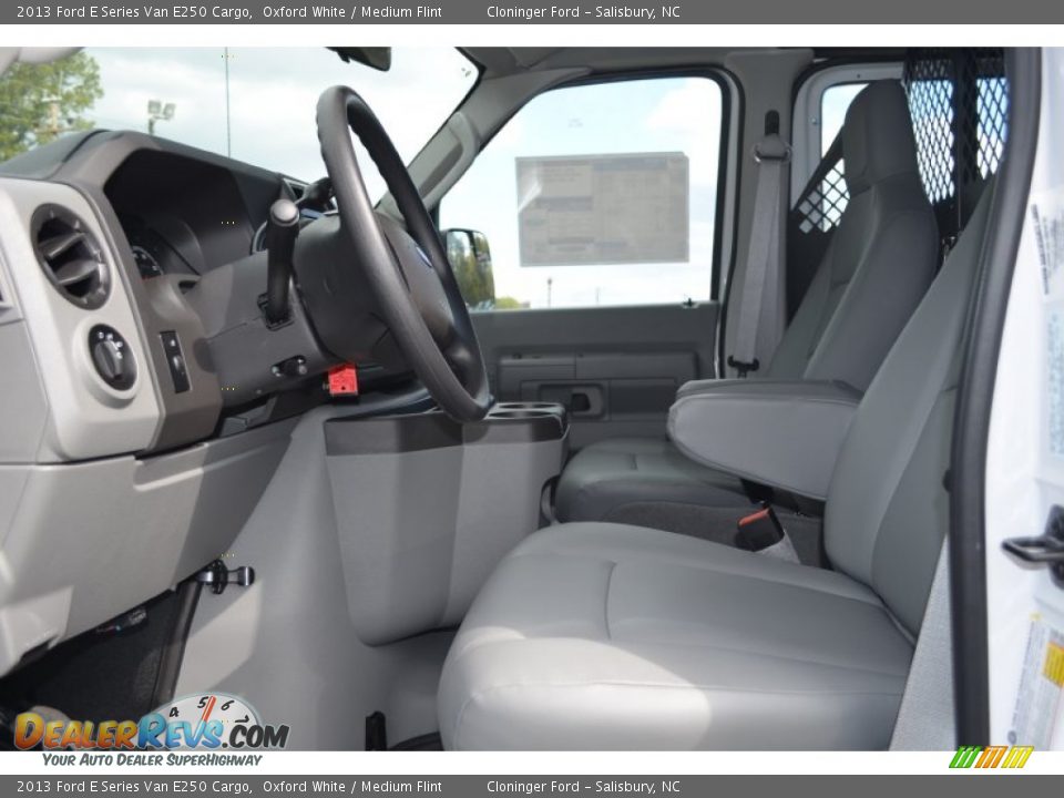 2013 Ford E Series Van E250 Cargo Oxford White / Medium Flint Photo #10