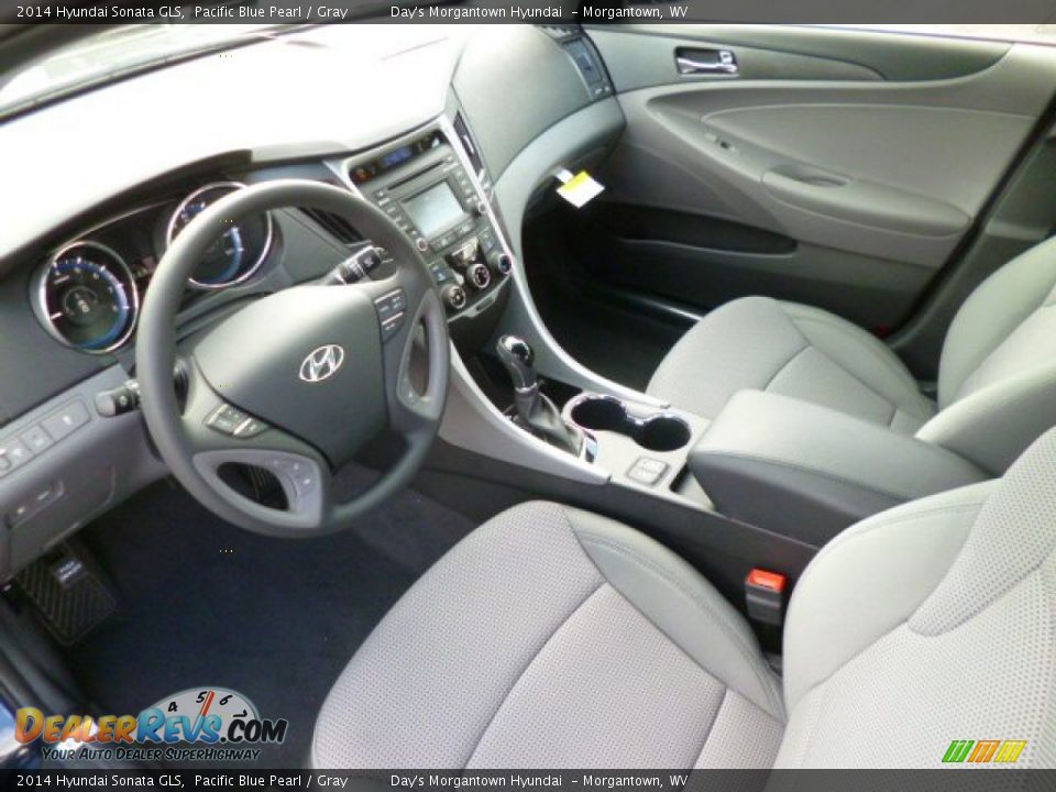 Gray Interior - 2014 Hyundai Sonata GLS Photo #15