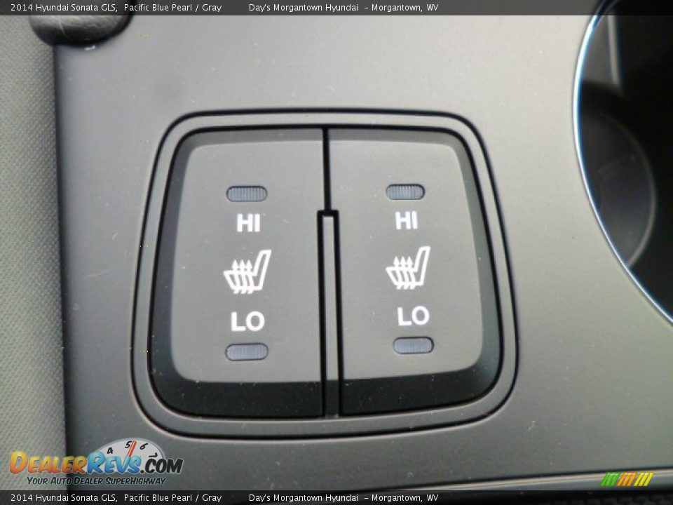 Controls of 2014 Hyundai Sonata GLS Photo #17