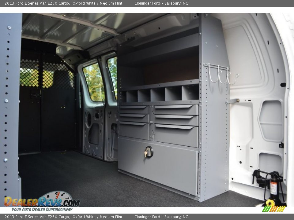 2013 Ford E Series Van E250 Cargo Oxford White / Medium Flint Photo #14