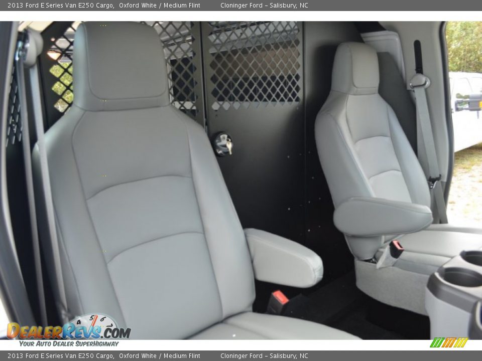2013 Ford E Series Van E250 Cargo Oxford White / Medium Flint Photo #18