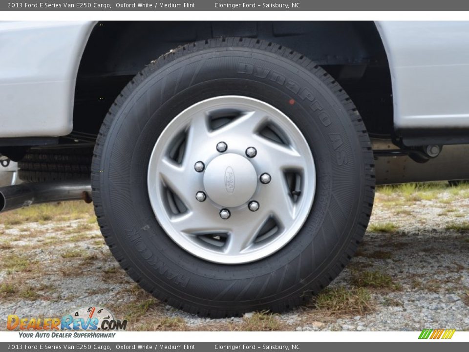 2013 Ford E Series Van E250 Cargo Oxford White / Medium Flint Photo #19