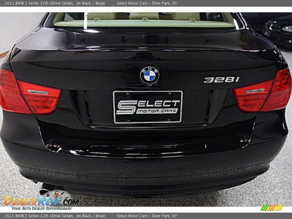 2011 BMW 3 Series 328i xDrive Sedan Jet Black / Beige Photo #5