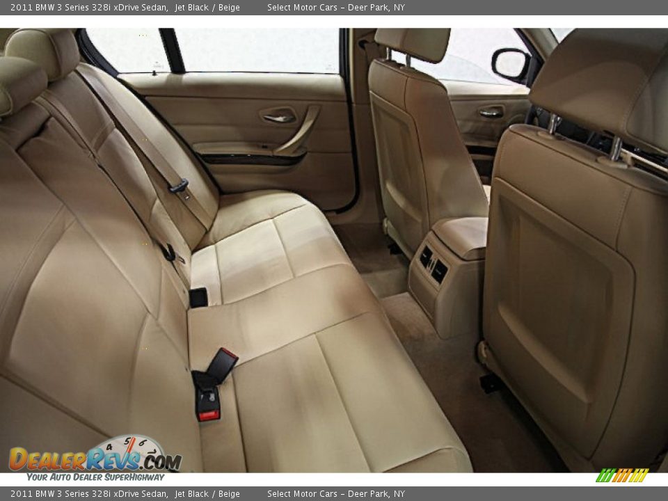 2011 BMW 3 Series 328i xDrive Sedan Jet Black / Beige Photo #11