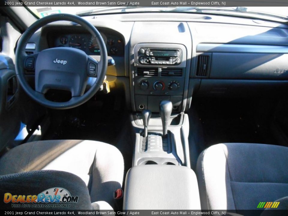 2001 Jeep Grand Cherokee Laredo 4x4 Woodland Brown Satin Glow / Agate Photo #9