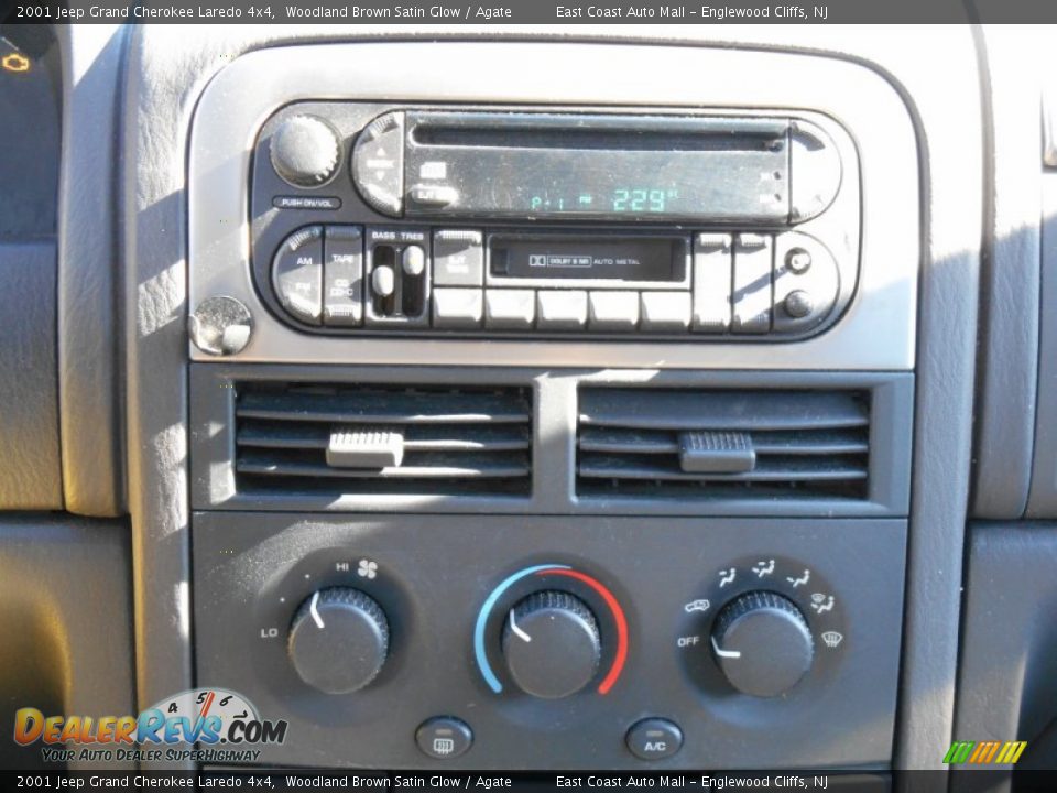 2001 Jeep Grand Cherokee Laredo 4x4 Woodland Brown Satin Glow / Agate Photo #10