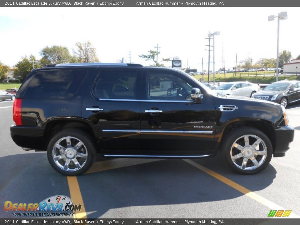 2011 Cadillac Escalade Luxury AWD Black Raven / Ebony/Ebony Photo #4