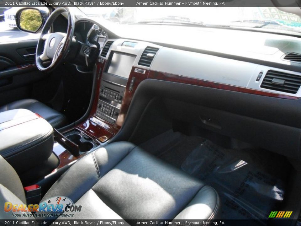2011 Cadillac Escalade Luxury AWD Black Raven / Ebony/Ebony Photo #12