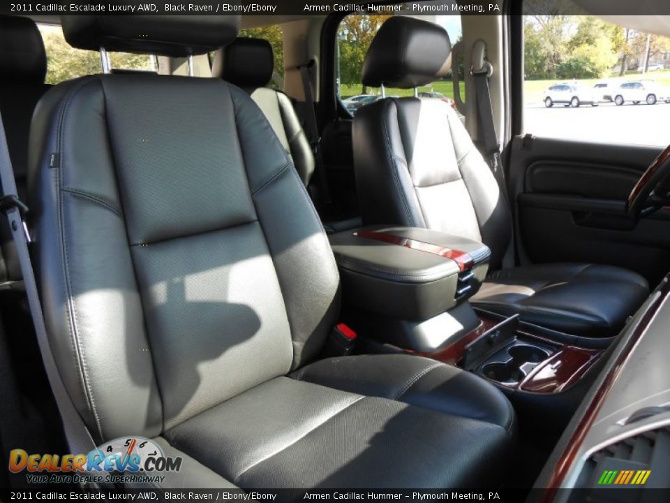 2011 Cadillac Escalade Luxury AWD Black Raven / Ebony/Ebony Photo #14