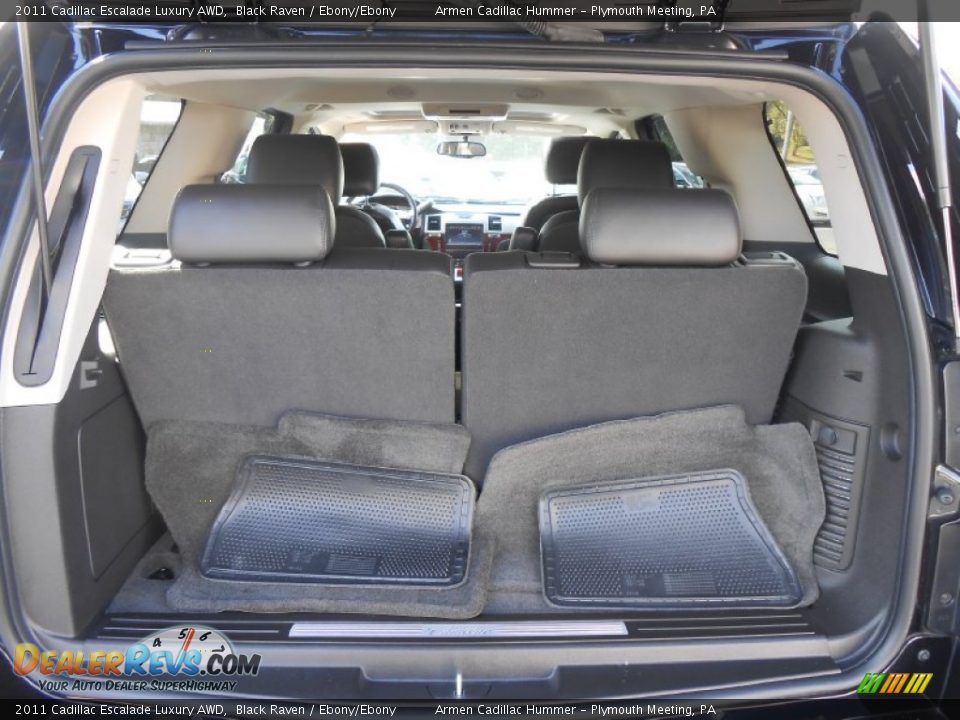 2011 Cadillac Escalade Luxury AWD Black Raven / Ebony/Ebony Photo #16