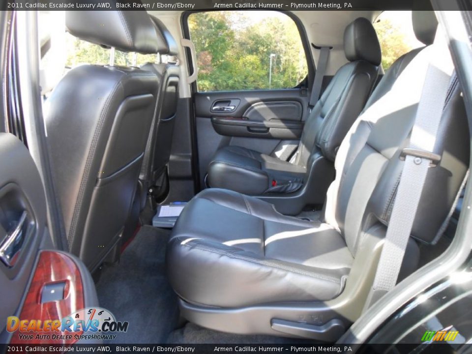 2011 Cadillac Escalade Luxury AWD Black Raven / Ebony/Ebony Photo #17