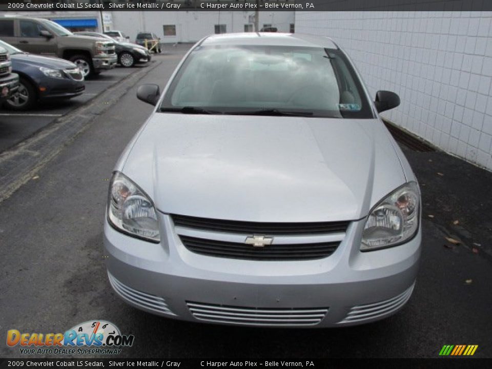 2009 Chevrolet Cobalt LS Sedan Silver Ice Metallic / Gray Photo #4