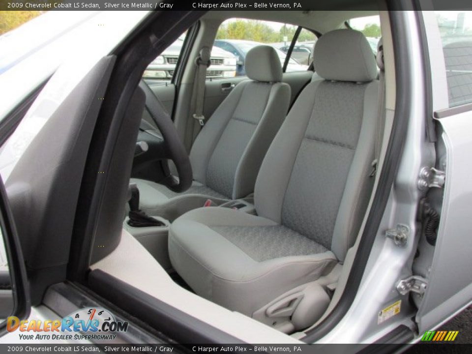 2009 Chevrolet Cobalt LS Sedan Silver Ice Metallic / Gray Photo #12