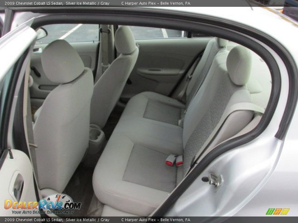 2009 Chevrolet Cobalt LS Sedan Silver Ice Metallic / Gray Photo #19