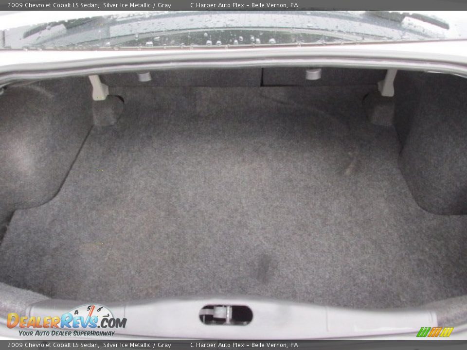 2009 Chevrolet Cobalt LS Sedan Silver Ice Metallic / Gray Photo #20
