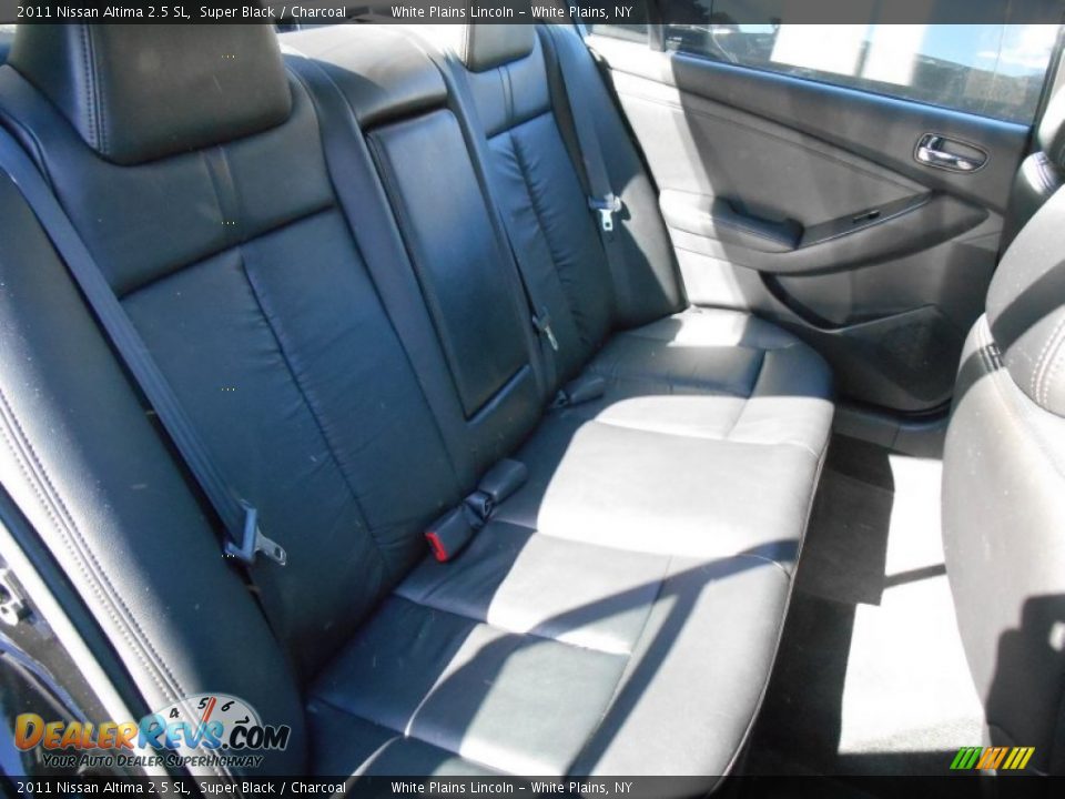 2011 Nissan Altima 2.5 SL Super Black / Charcoal Photo #6