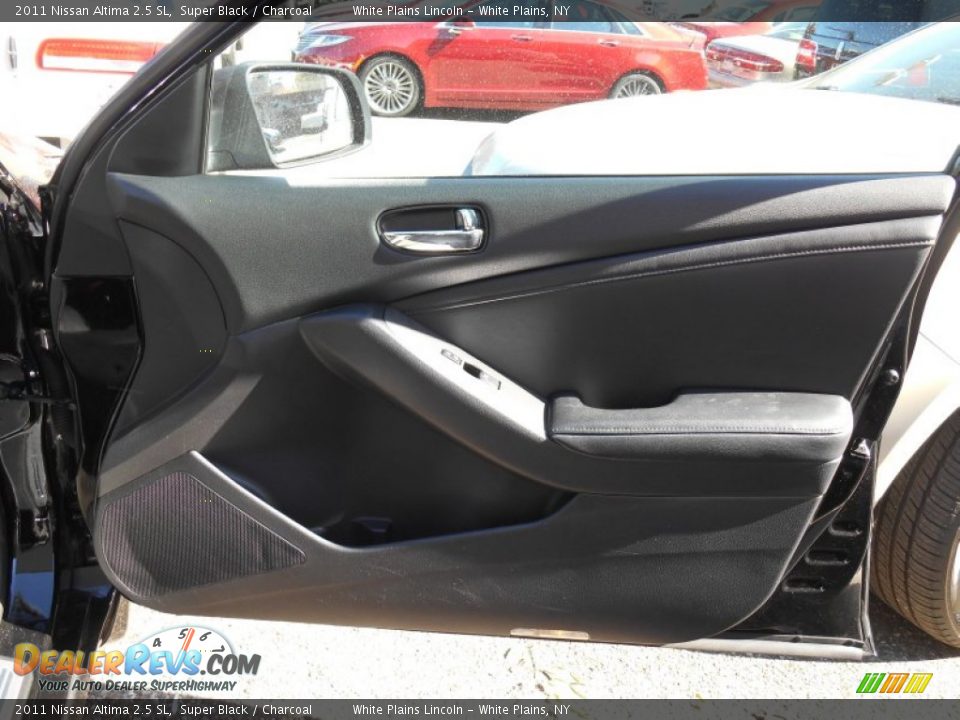 2011 Nissan Altima 2.5 SL Super Black / Charcoal Photo #7