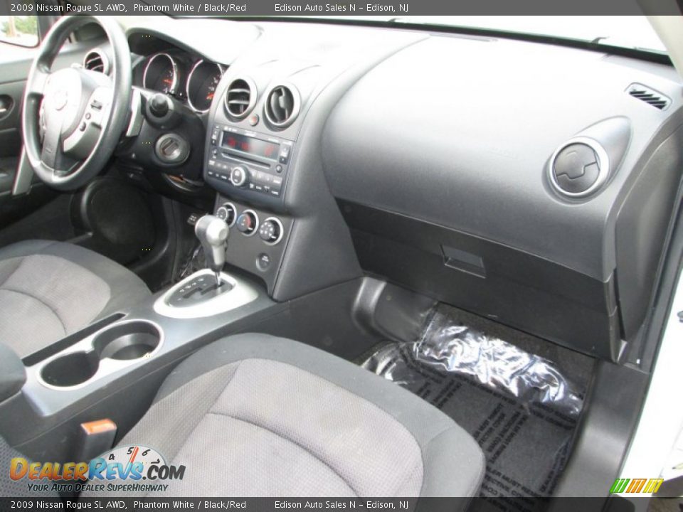 2009 Nissan Rogue SL AWD Phantom White / Black/Red Photo #16