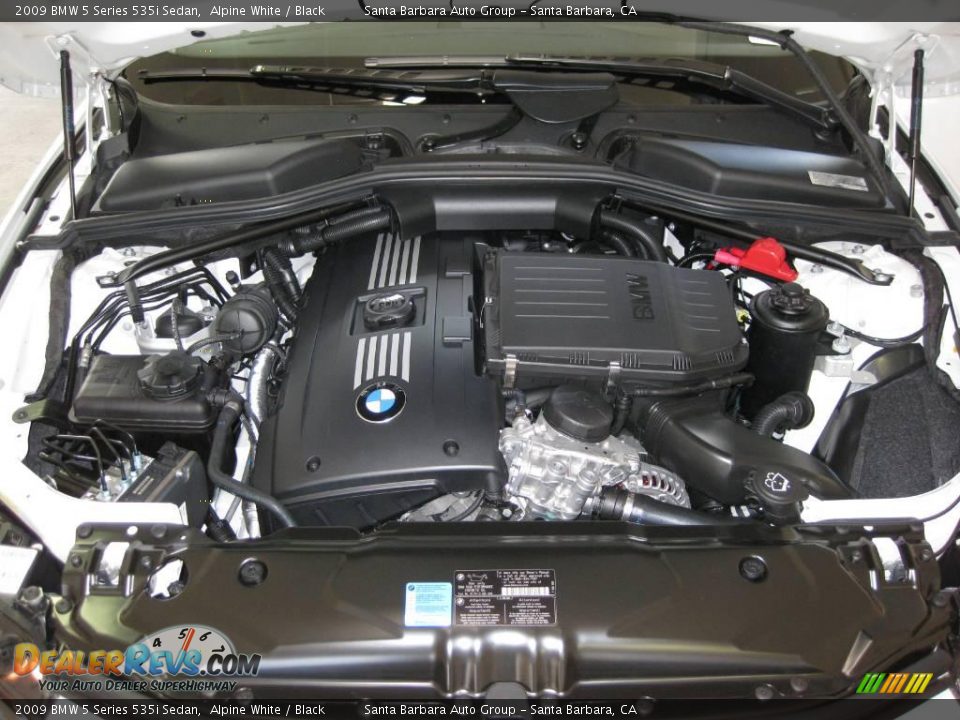 2009 BMW 5 Series 535i Sedan Alpine White / Black Photo #24