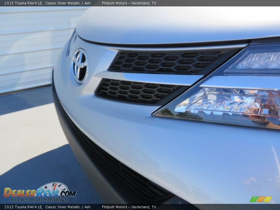 2013 Toyota RAV4 LE Classic Silver Metallic / Ash Photo #10