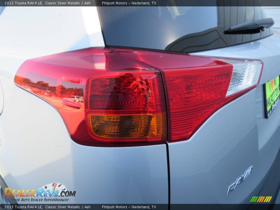 2013 Toyota RAV4 LE Classic Silver Metallic / Ash Photo #12