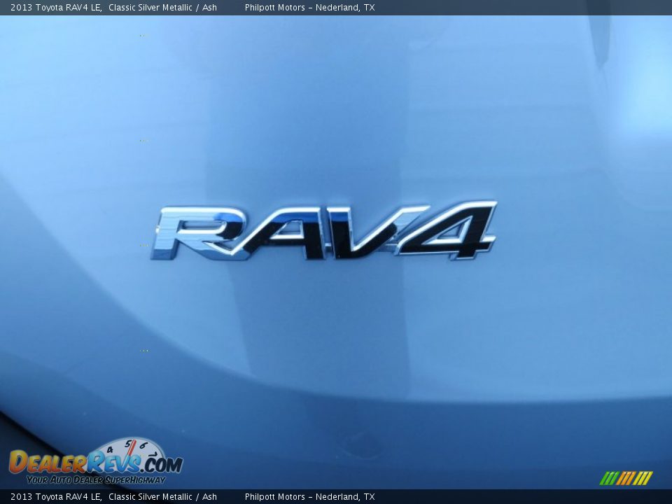 2013 Toyota RAV4 LE Classic Silver Metallic / Ash Photo #13