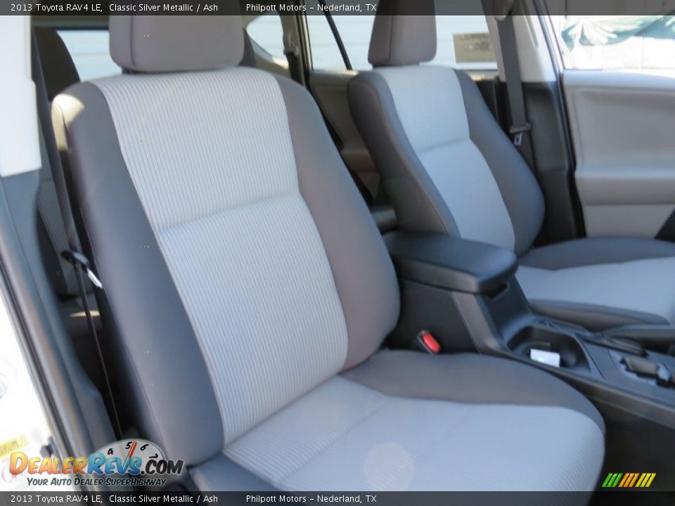 2013 Toyota RAV4 LE Classic Silver Metallic / Ash Photo #18