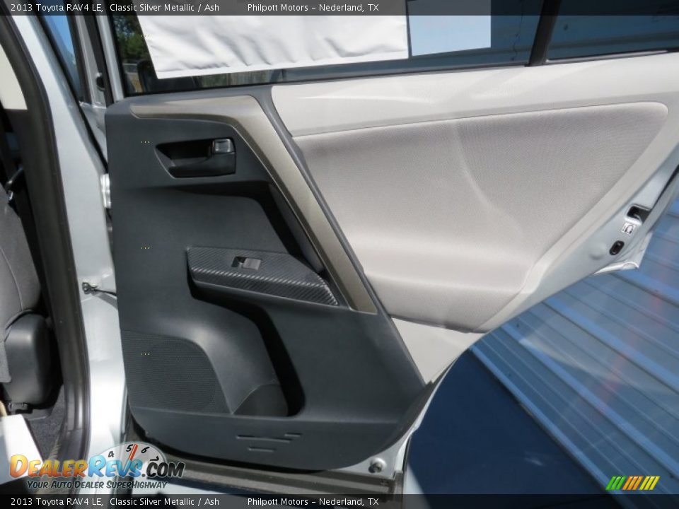 2013 Toyota RAV4 LE Classic Silver Metallic / Ash Photo #19