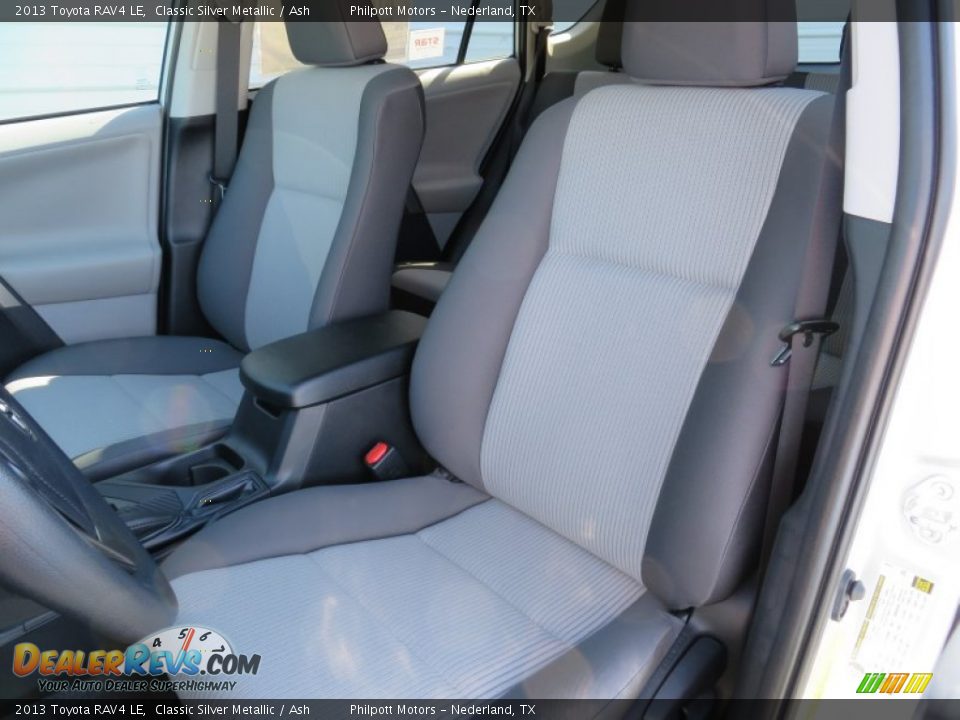 2013 Toyota RAV4 LE Classic Silver Metallic / Ash Photo #26