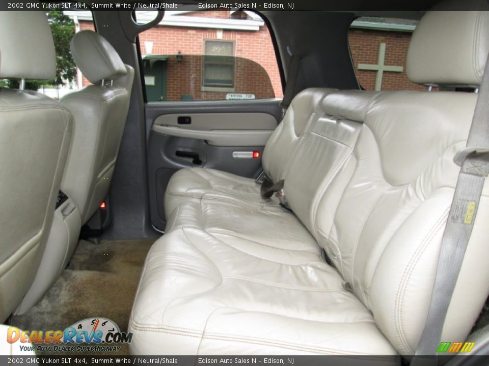 2002 GMC Yukon SLT 4x4 Summit White / Neutral/Shale Photo #16