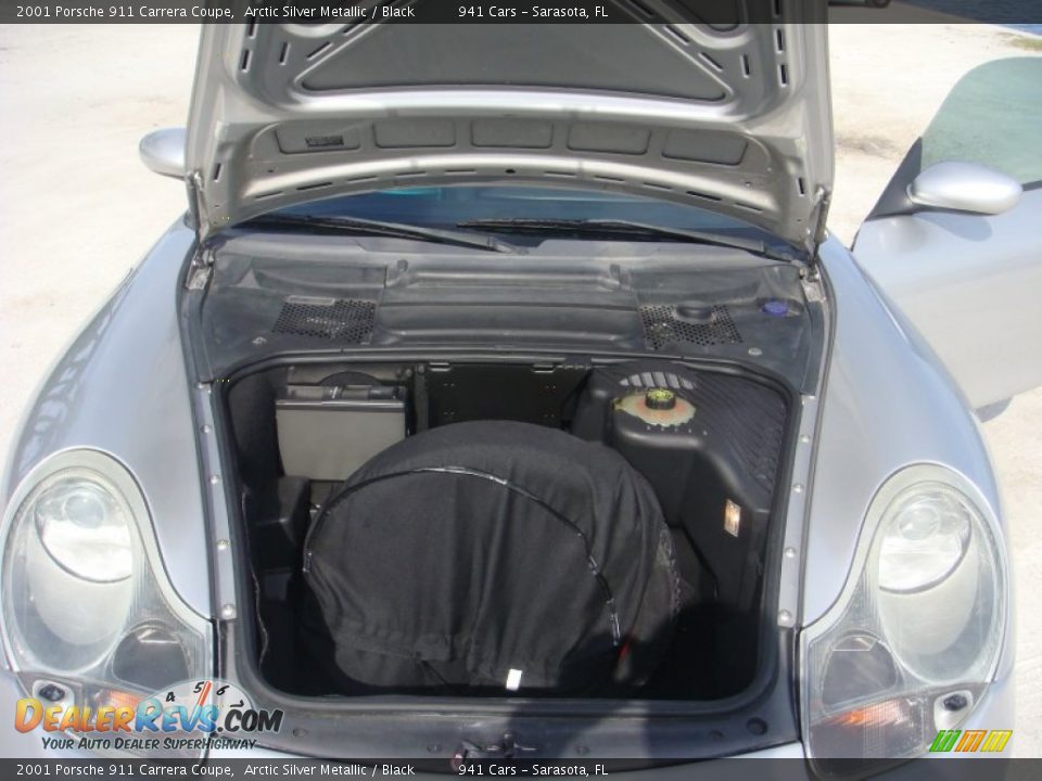 2001 Porsche 911 Carrera Coupe Trunk Photo #22