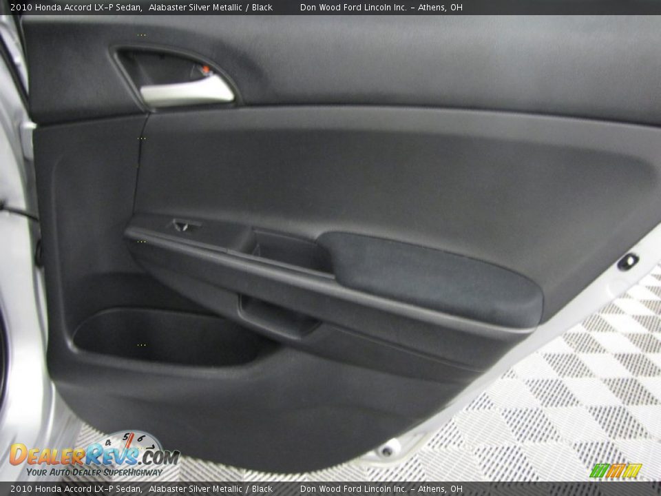 2010 Honda Accord LX-P Sedan Alabaster Silver Metallic / Black Photo #13