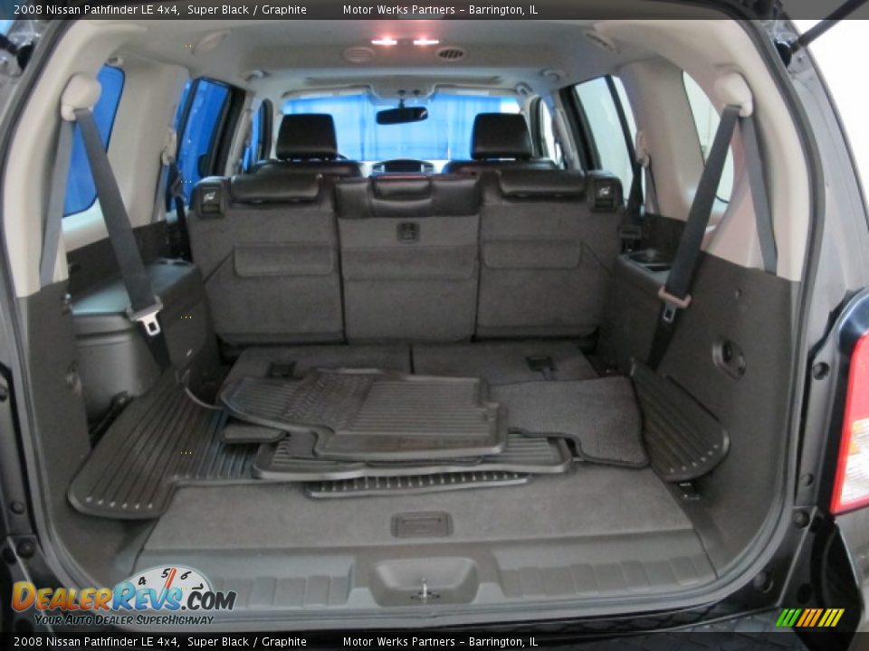 2008 Nissan Pathfinder LE 4x4 Super Black / Graphite Photo #11