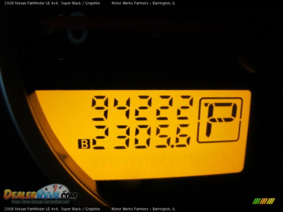 2008 Nissan Pathfinder LE 4x4 Super Black / Graphite Photo #31