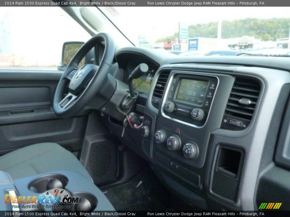 2014 Ram 1500 Express Quad Cab 4x4 Bright White / Black/Diesel Gray Photo #7