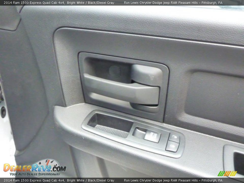 2014 Ram 1500 Express Quad Cab 4x4 Bright White / Black/Diesel Gray Photo #8