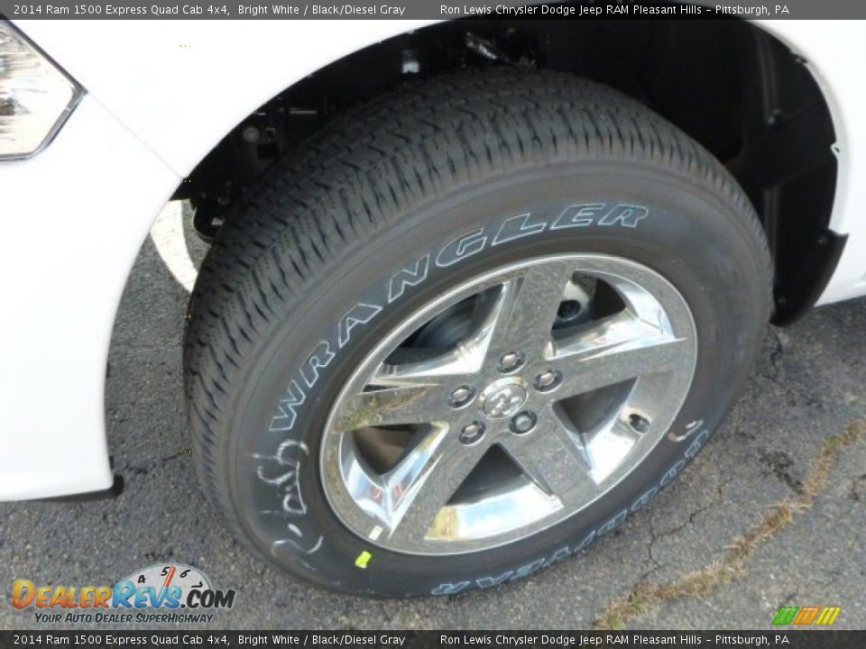 2014 Ram 1500 Express Quad Cab 4x4 Bright White / Black/Diesel Gray Photo #11