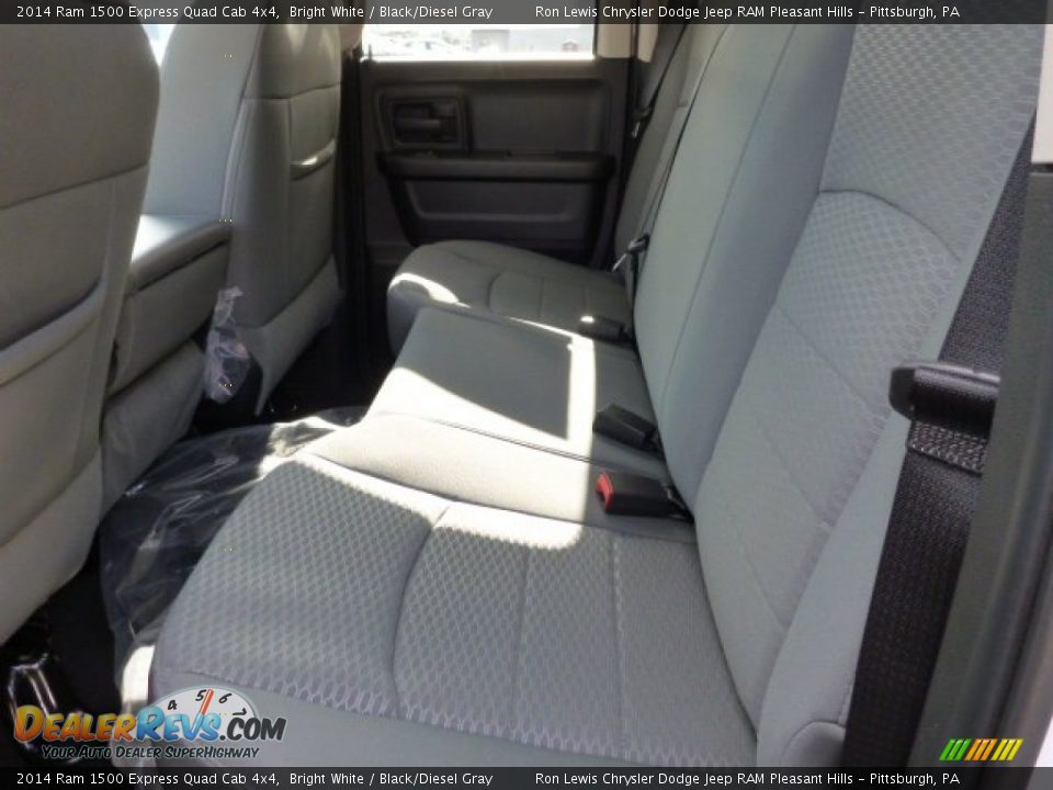 2014 Ram 1500 Express Quad Cab 4x4 Bright White / Black/Diesel Gray Photo #13