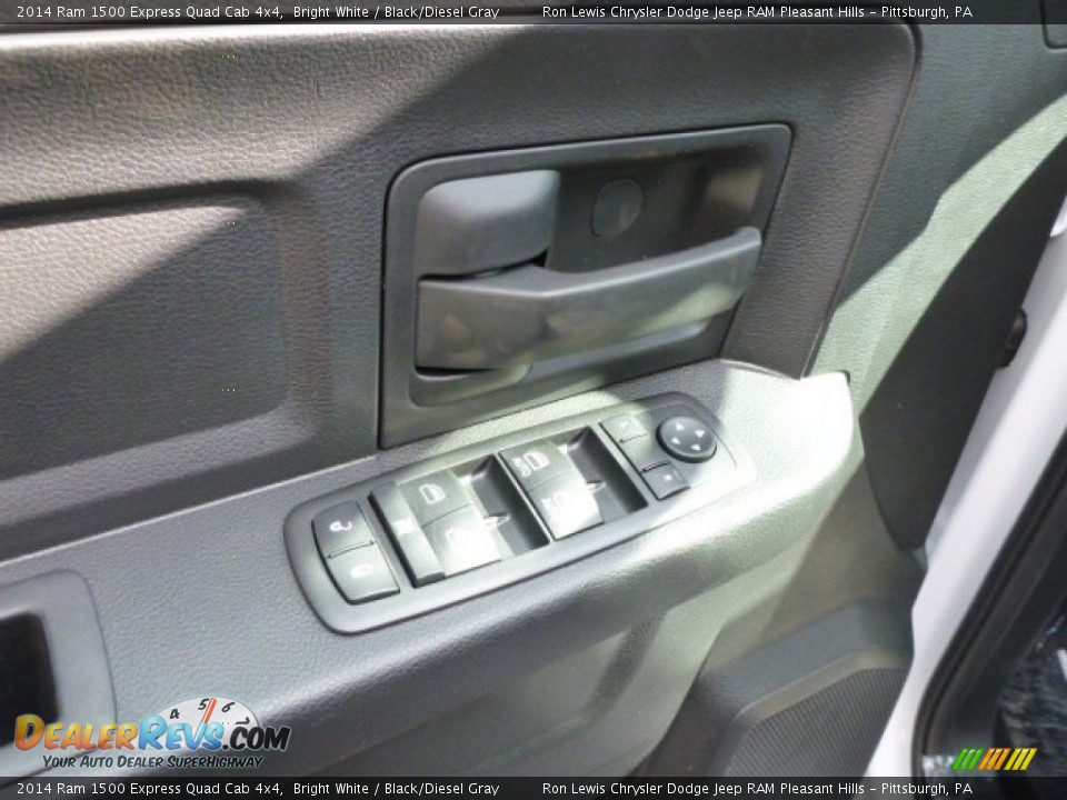 2014 Ram 1500 Express Quad Cab 4x4 Bright White / Black/Diesel Gray Photo #16