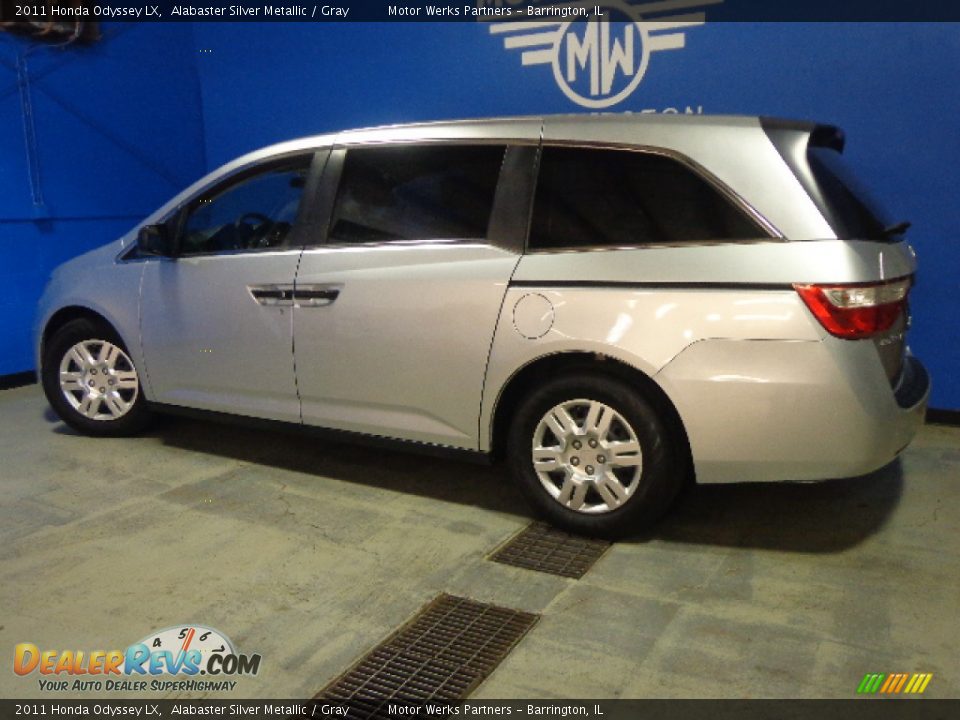 2011 Honda Odyssey LX Alabaster Silver Metallic / Gray Photo #4