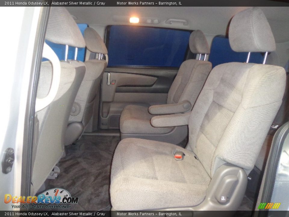 2011 Honda Odyssey LX Alabaster Silver Metallic / Gray Photo #24