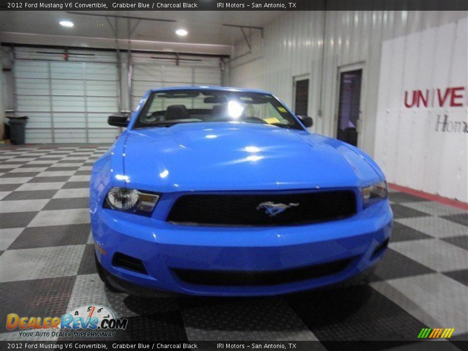 2012 Ford Mustang V6 Convertible Grabber Blue / Charcoal Black Photo #2