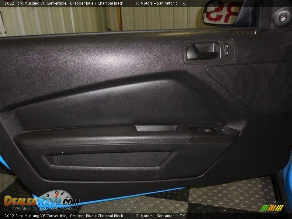 2012 Ford Mustang V6 Convertible Grabber Blue / Charcoal Black Photo #9