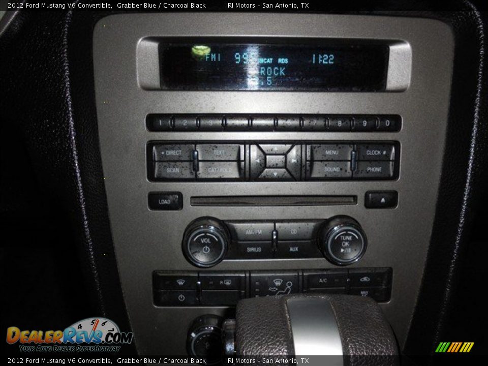 2012 Ford Mustang V6 Convertible Grabber Blue / Charcoal Black Photo #14