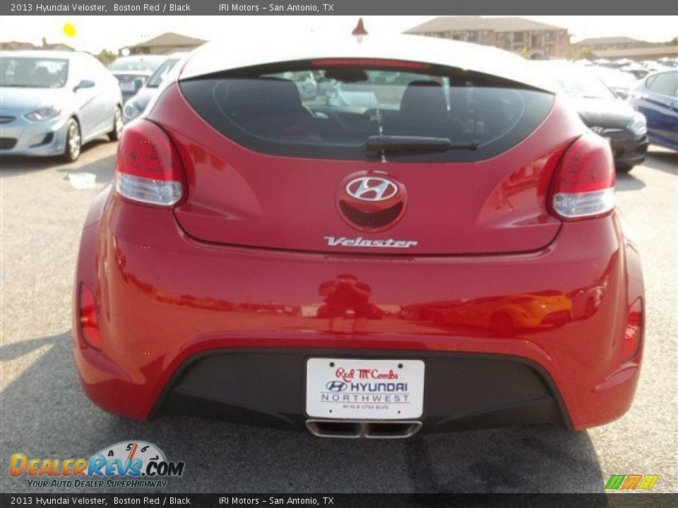 2013 Hyundai Veloster Boston Red / Black Photo #15