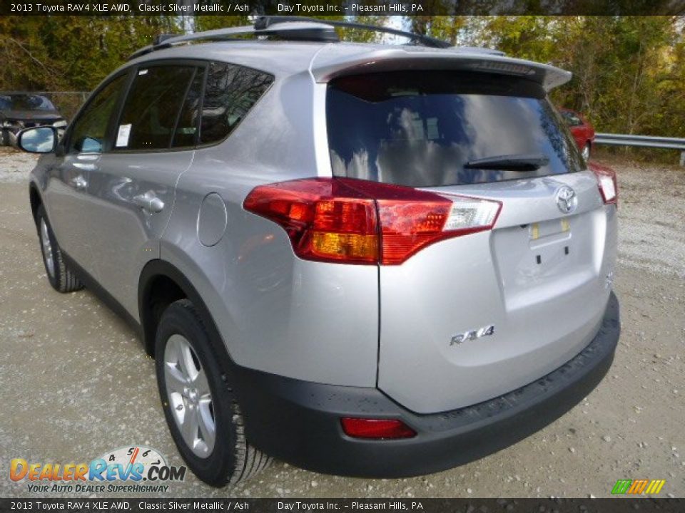 2013 Toyota RAV4 XLE AWD Classic Silver Metallic / Ash Photo #5