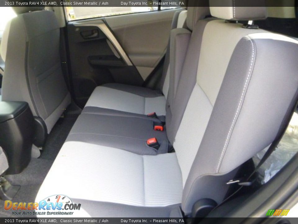 2013 Toyota RAV4 XLE AWD Classic Silver Metallic / Ash Photo #11