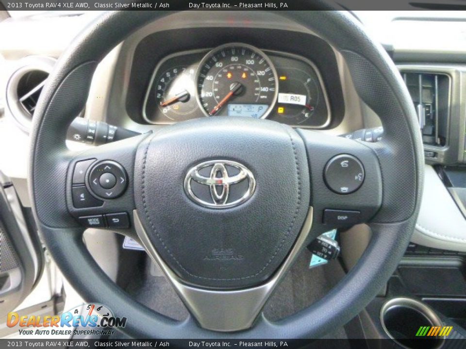 2013 Toyota RAV4 XLE AWD Classic Silver Metallic / Ash Photo #17